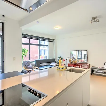 Apartment Spacious In The Heart Of *